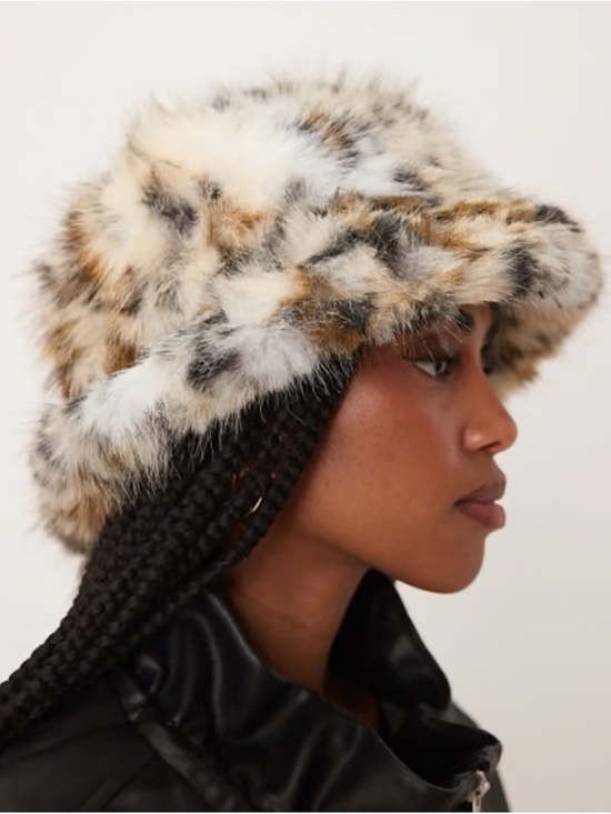 Free People Accessories - Free People Ice Queen Faux Fur Bucket Hat. NWT. Leopard